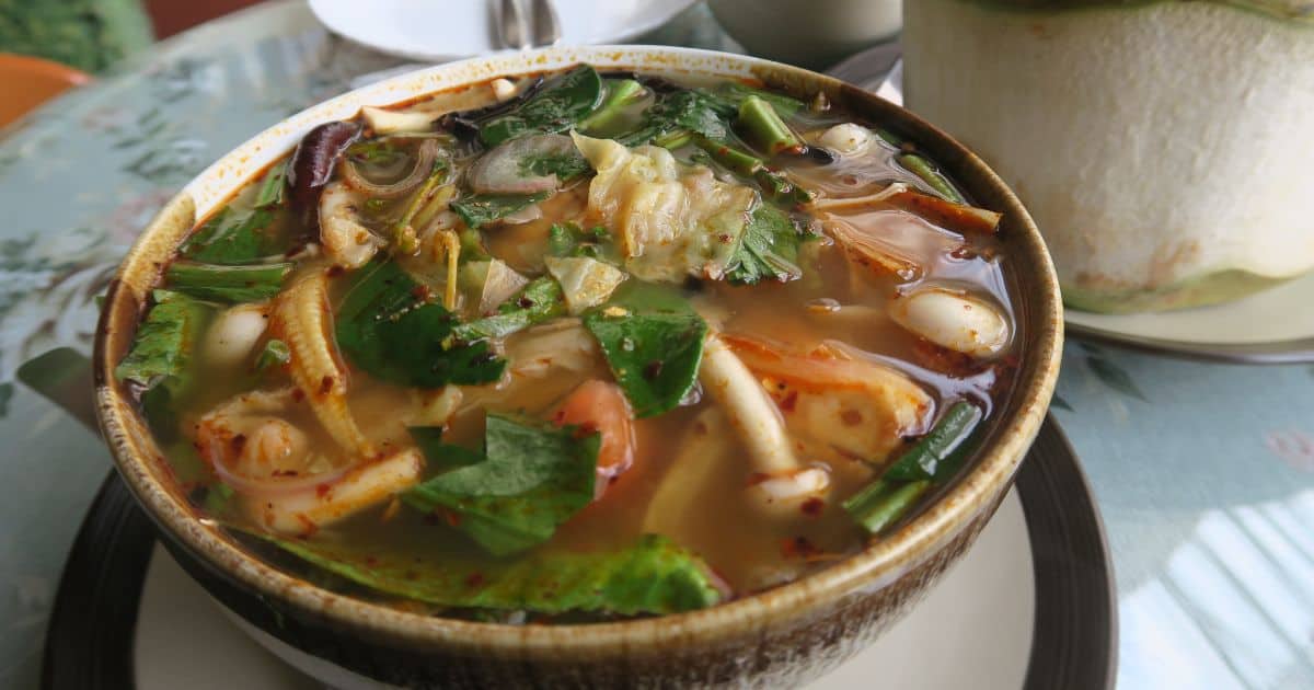 Vegan food in Thailand: Tom Yum Soup