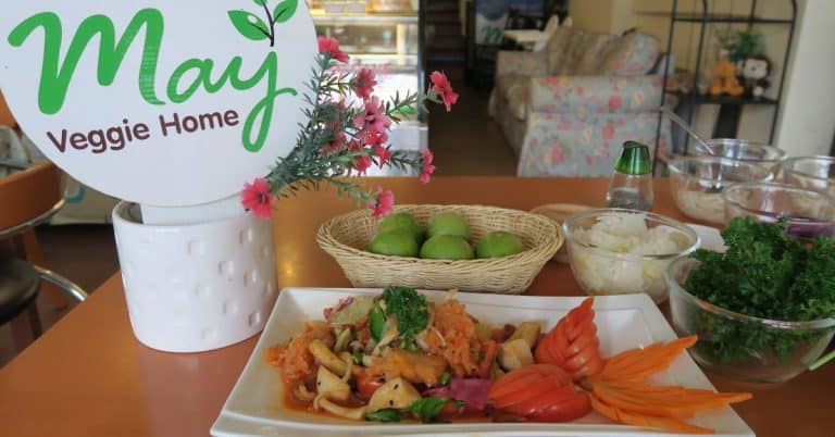 Vegan restaurant in bangkok with delicious food